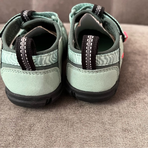 KEEN Seacamp 2 CNX Closed Toe Sandals Little Kids size 11 NWOT - Picture 8 of 9